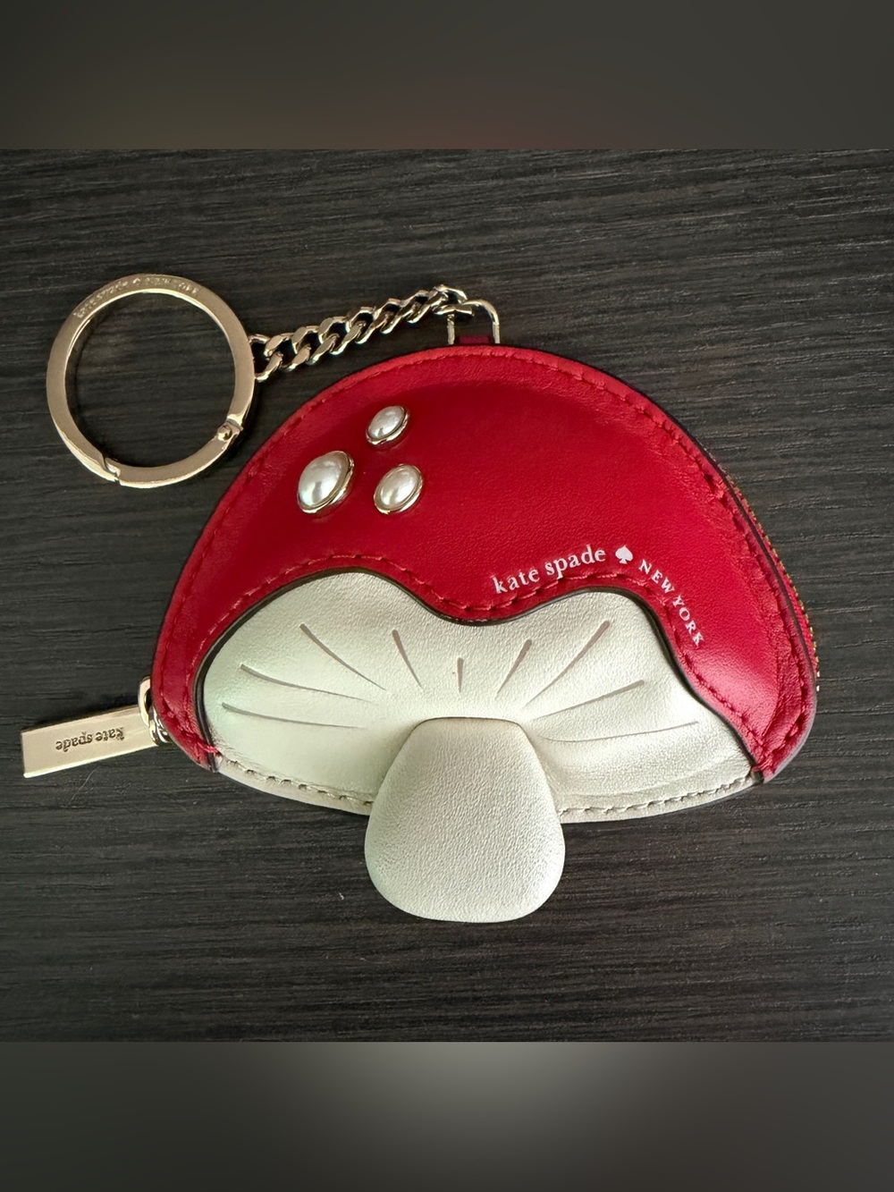 Kate Spade New York
Mushroom Coin Purse Keychain